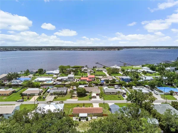$3,000 | 4612 8th St Court East, Ellenton, FL 34222