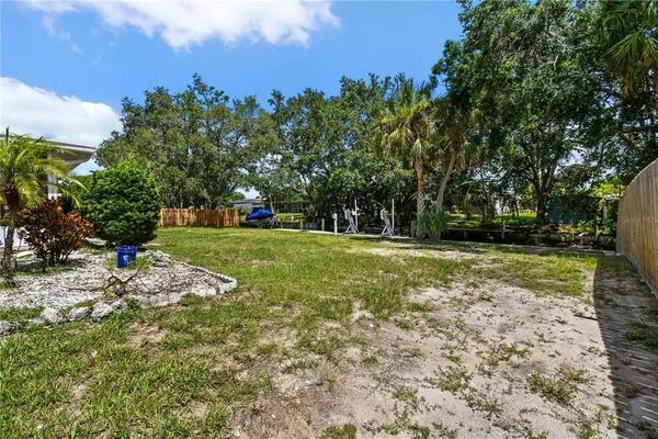 $3,000 | 4612 8th St Court East, Ellenton, FL 34222