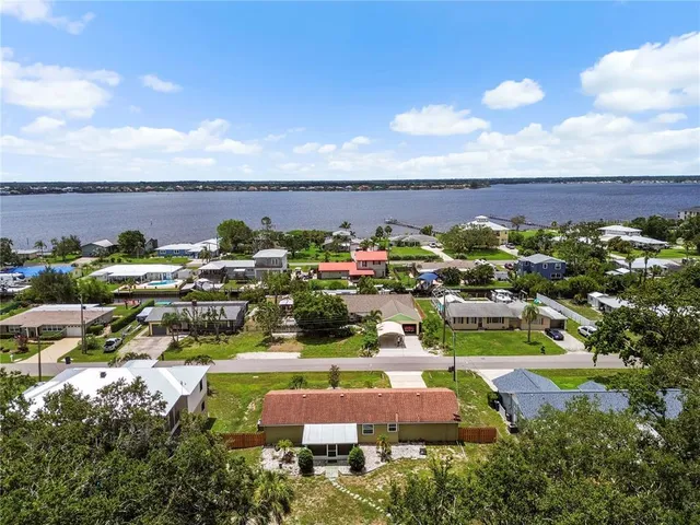 $3,000 | 4612 8th St Court East, Ellenton, FL 34222