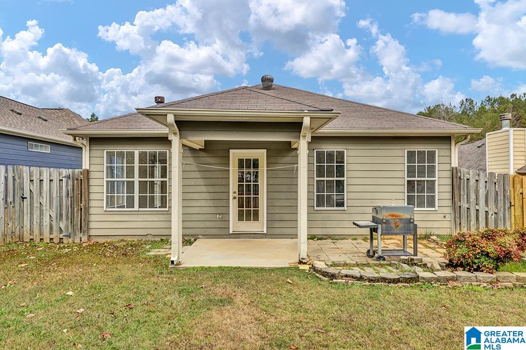 207 Carrington Lane Calera, AL 35040 - Photo 6 of 23