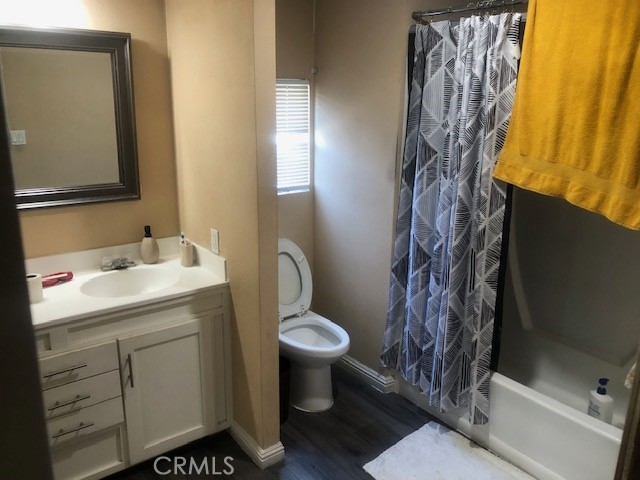 16600 Downey Avenue, Unit 115 Paramount, CA 90723 - Photo 7 of 15