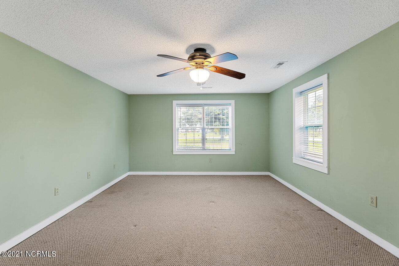 1812 Watts Landing Road Hampstead, NC 28443 - Photo 10 of 21 016_1812_watts_landing-19