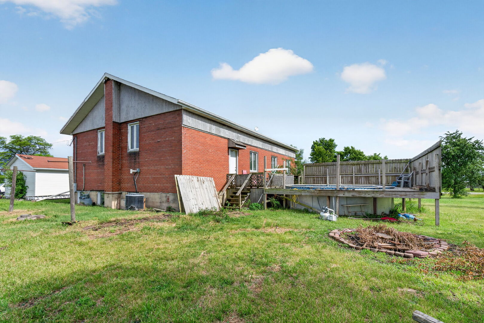 18015 North 2100 E Road Pontiac, IL 61764 - Photo 10 of 45