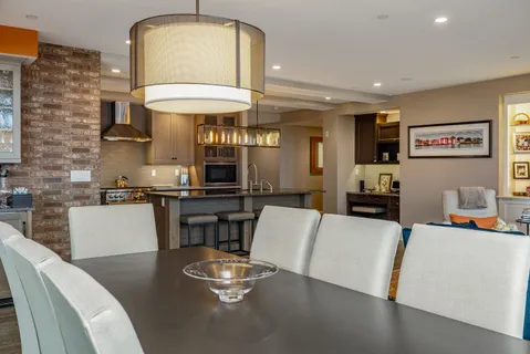 $3,650,000 | 233 Vaughan Street, Unit 302, Portsmouth, NH 03801