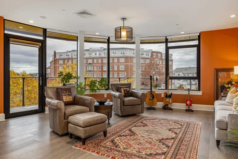 $3,650,000 | 233 Vaughan Street, Unit 302, Portsmouth, NH 03801