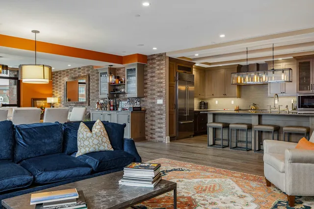 $3,650,000 | 233 Vaughan Street, Unit 302, Portsmouth, NH 03801