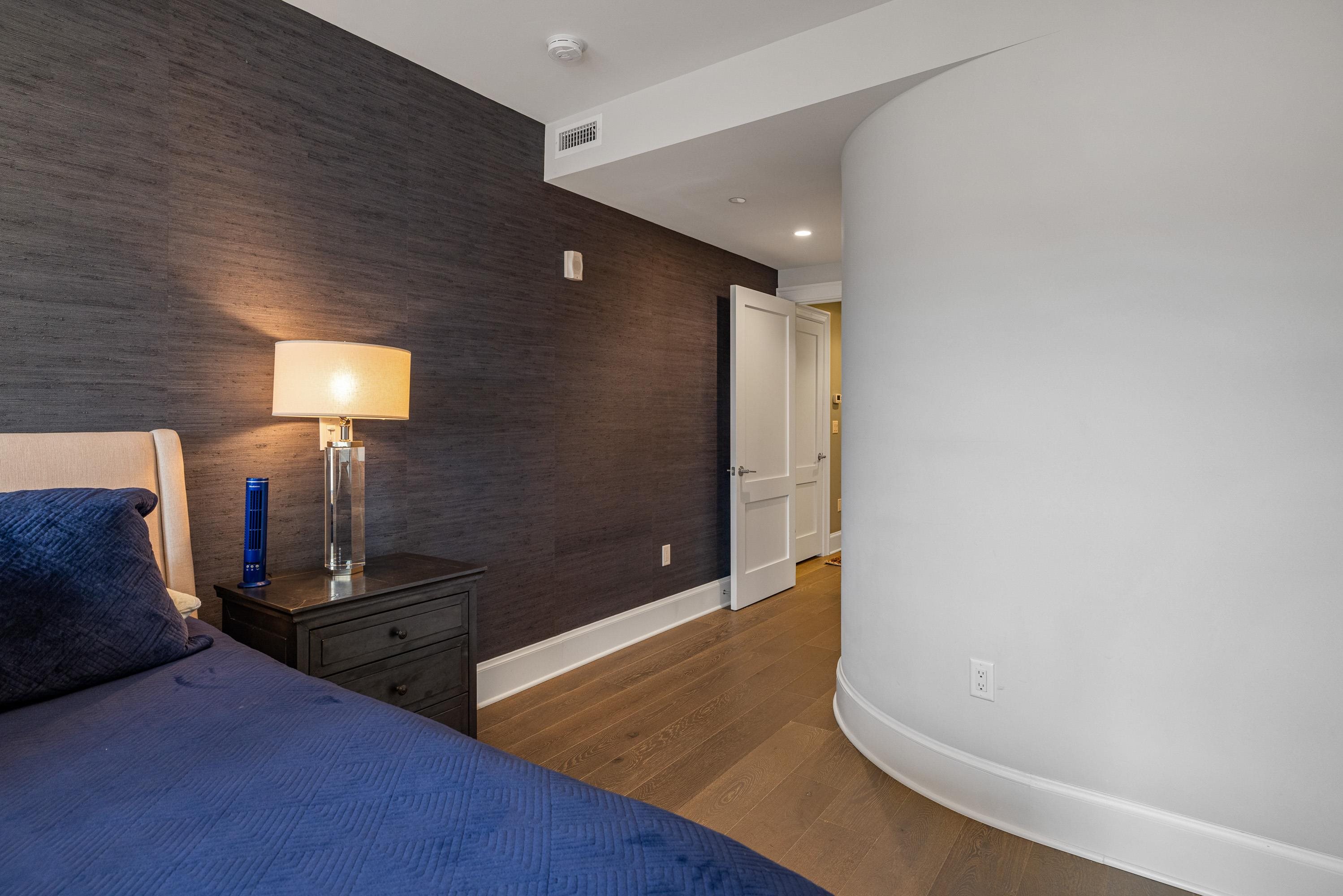 233 Vaughan Street, Unit 302 Portsmouth, NH 03801 - Photo 26 of 44