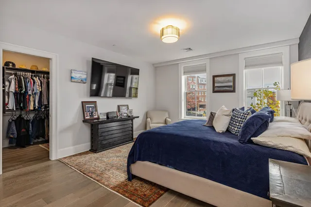 $3,650,000 | 233 Vaughan Street, Unit 302, Portsmouth, NH 03801