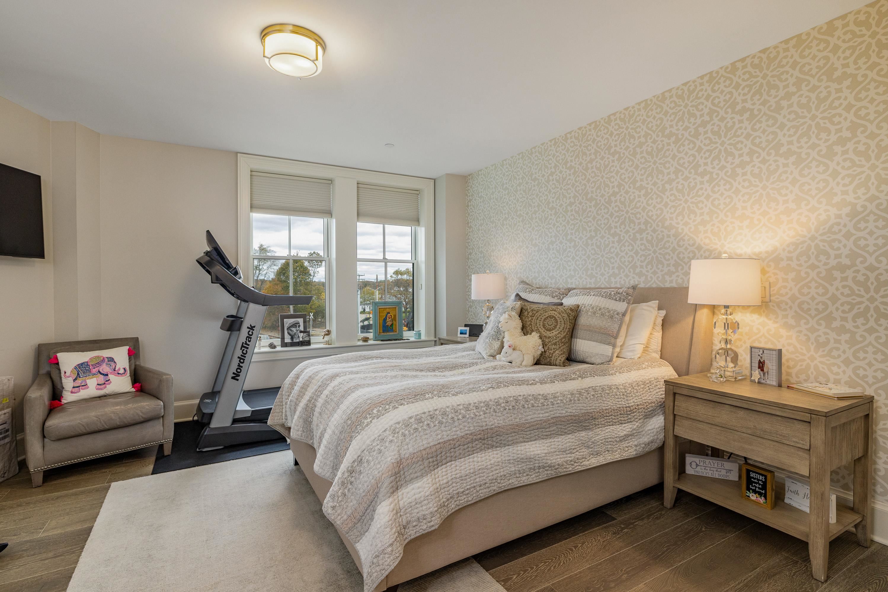 233 Vaughan Street, Unit 302 Portsmouth, NH 03801 - Photo 33 of 44