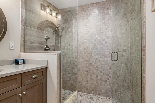 $3,650,000 | 233 Vaughan Street, Unit 302, Portsmouth, NH 03801