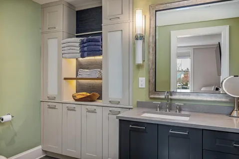 $3,650,000 | 233 Vaughan Street, Unit 302, Portsmouth, NH 03801