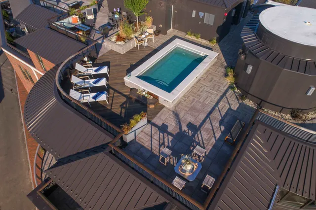 $3,650,000 | 233 Vaughan Street, Unit 302, Portsmouth, NH 03801