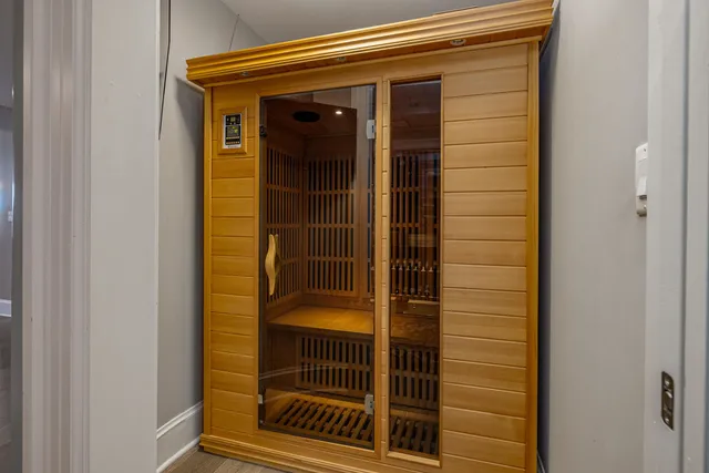 $3,650,000 | 233 Vaughan Street, Unit 302, Portsmouth, NH 03801