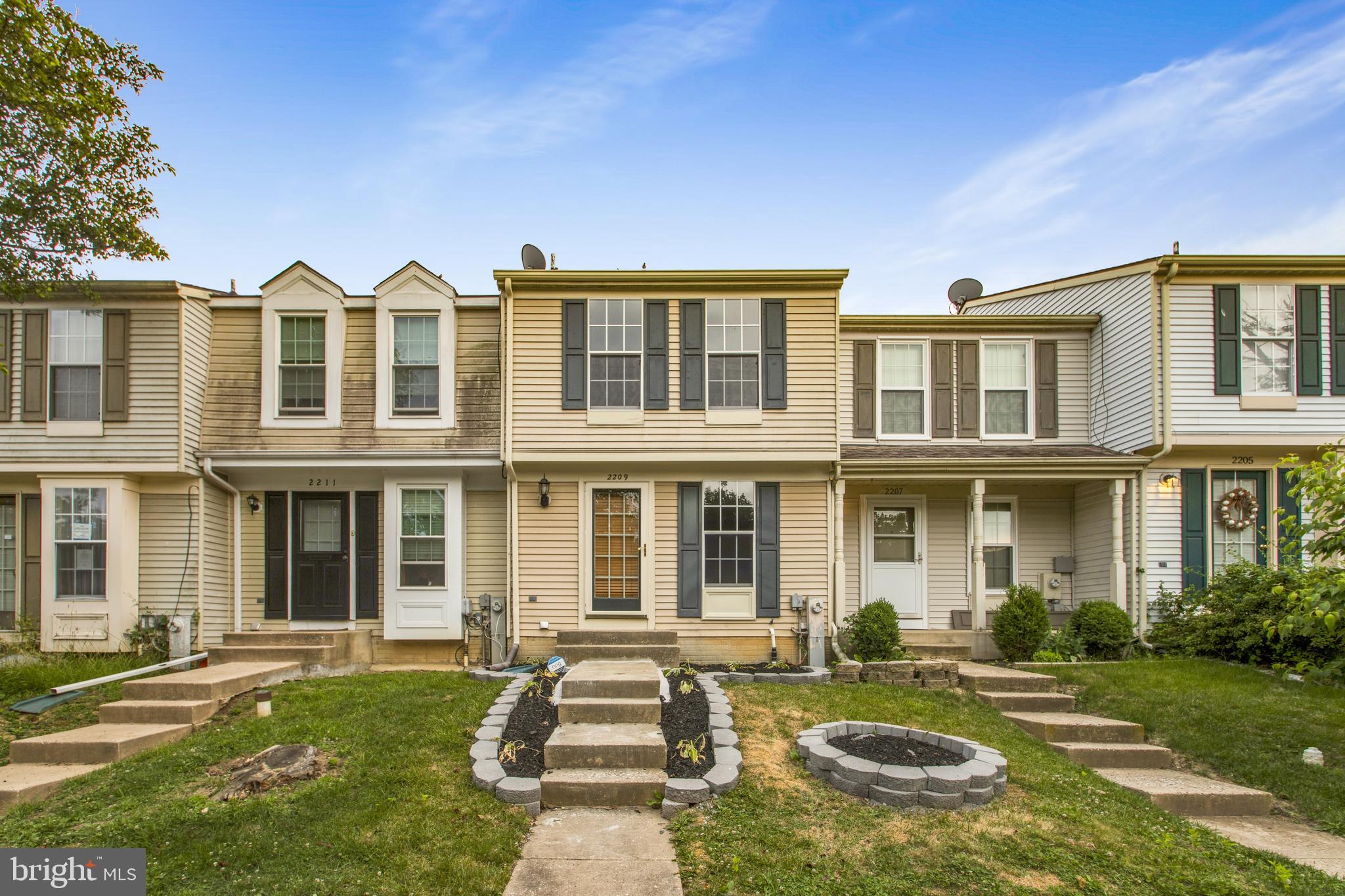 2209 Riding Crop Way Windsor Mill, MD 21244 - Photo 2 of 57