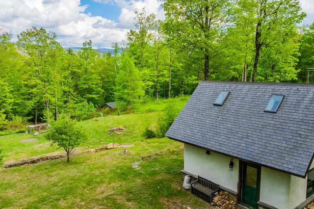 $439,000 | 417 Maple Hill Road, Arlington, VT 05250