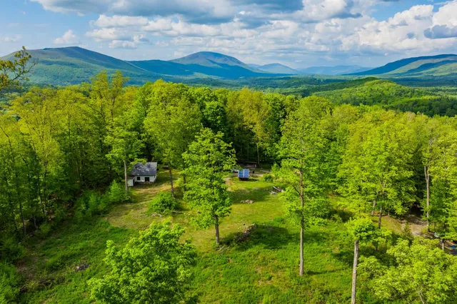 $500,000 | 417 Maple Hill Road, Arlington, VT 05250