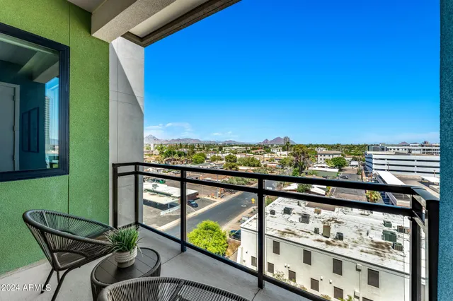 $379,000 | 3131 North Central Avenue, Unit 3019, Phoenix, AZ 85012