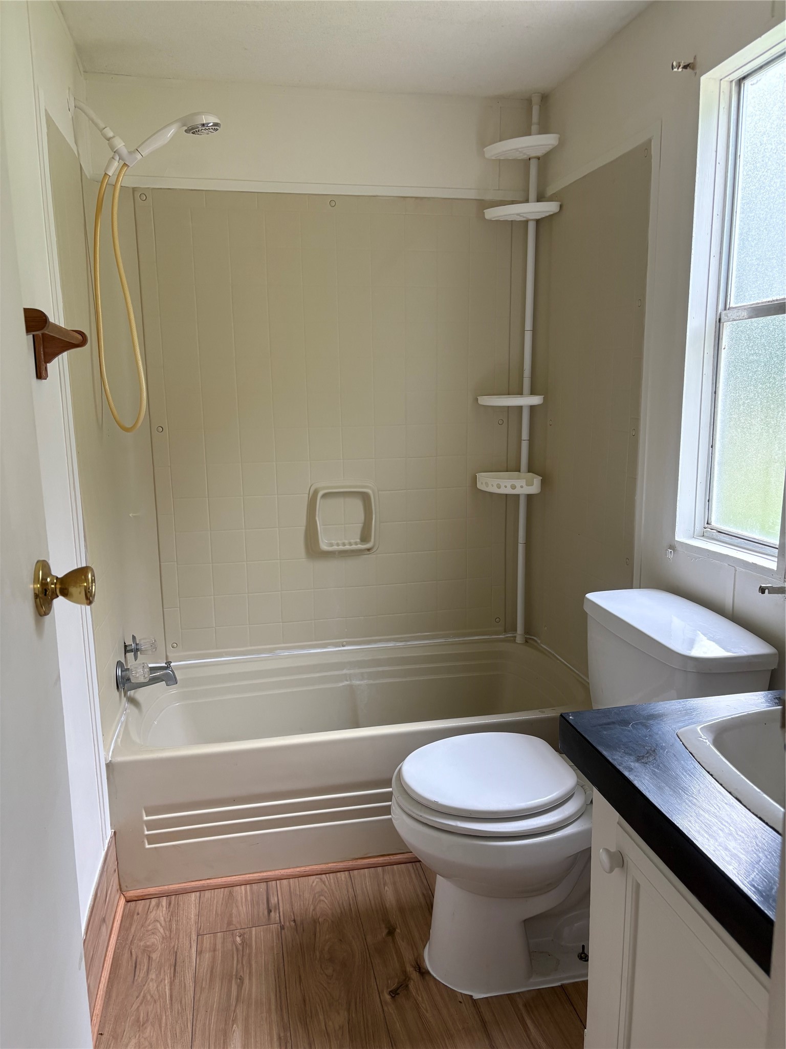144 Lees Village Road Livingston, TX 77351 - Photo 14 of 16 Guest bathroom