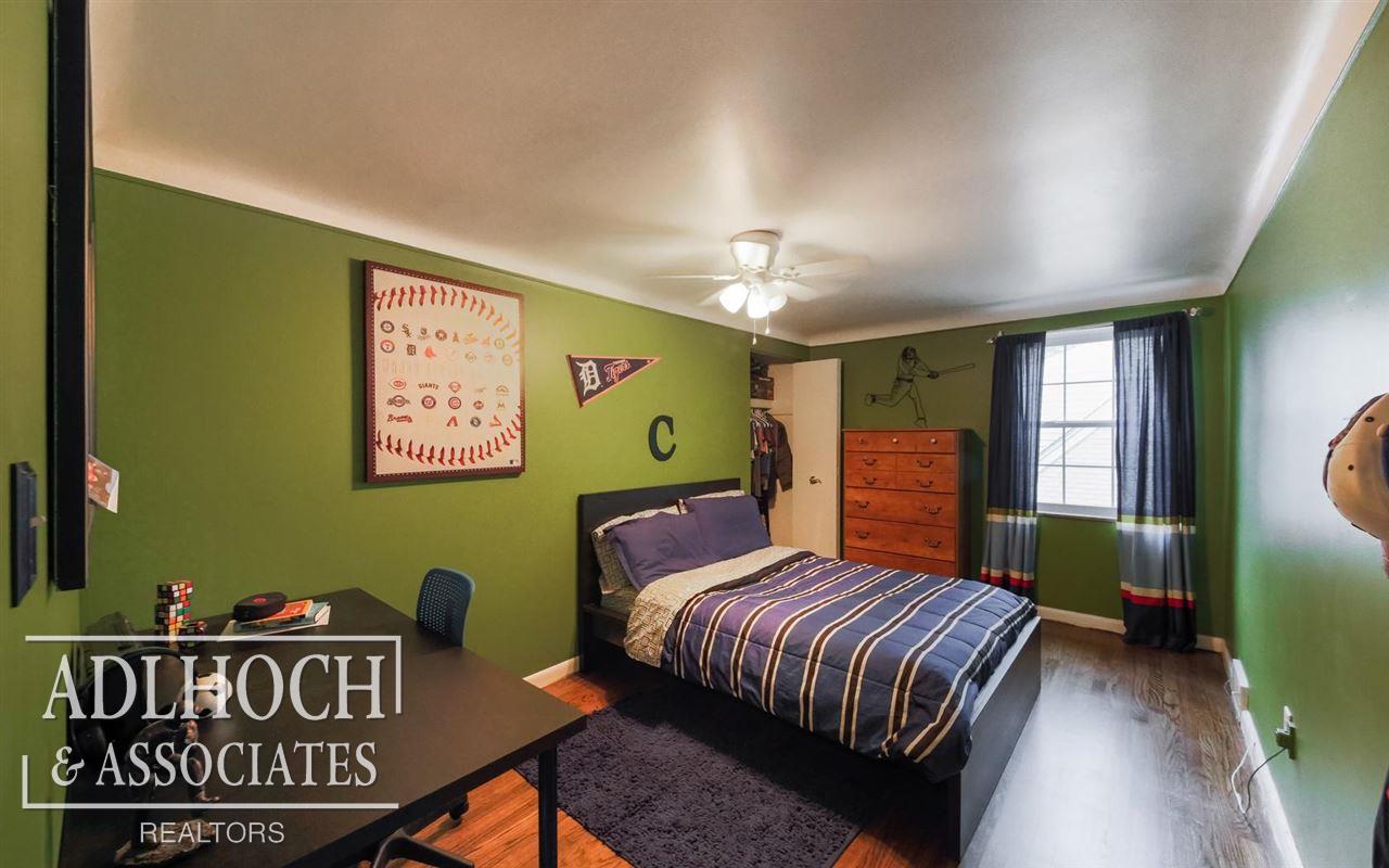 455 Allard Road Grosse Pointe, MI 48236 - Photo 13 of 17 31304061-12.JPG