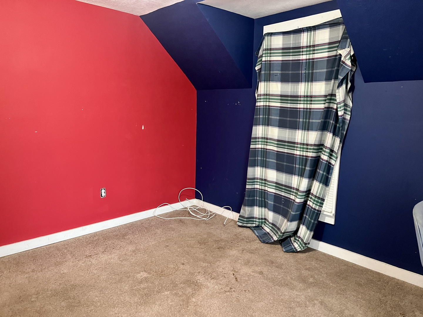 375 West Franklin Street Paxton, IL 60957 - Photo 26 of 43 a view of empty room with windows