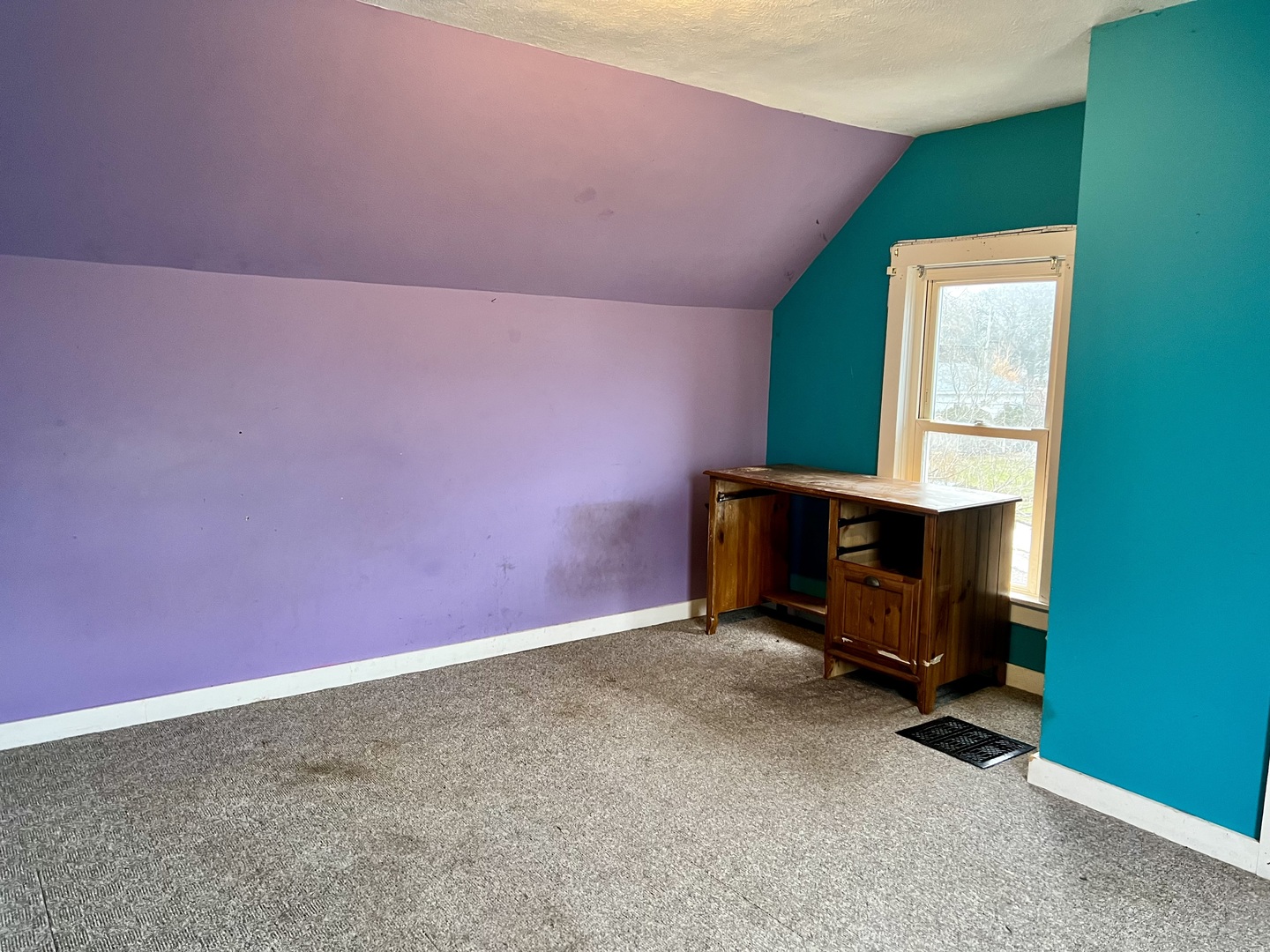 375 West Franklin Street Paxton, IL 60957 - Photo 35 of 43 a room with a chair and painted walls