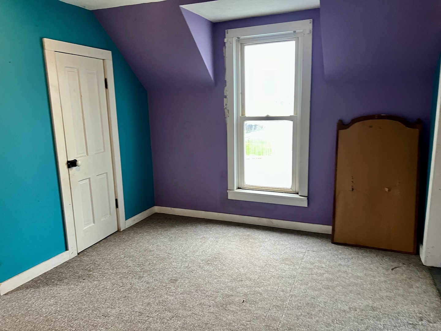 375 West Franklin Street Paxton, IL 60957 - Photo 39 of 43 an empty room with windows