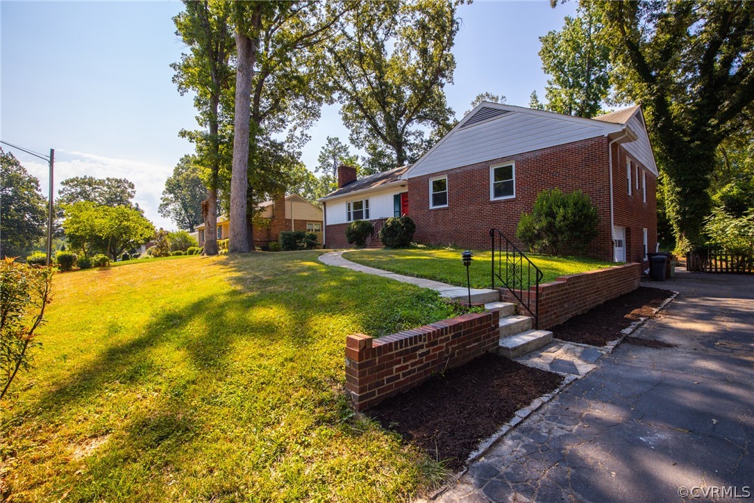 8611 Chippenham Road Richmond, VA 23235 - Photo 5 of 44 Gallery Image 5