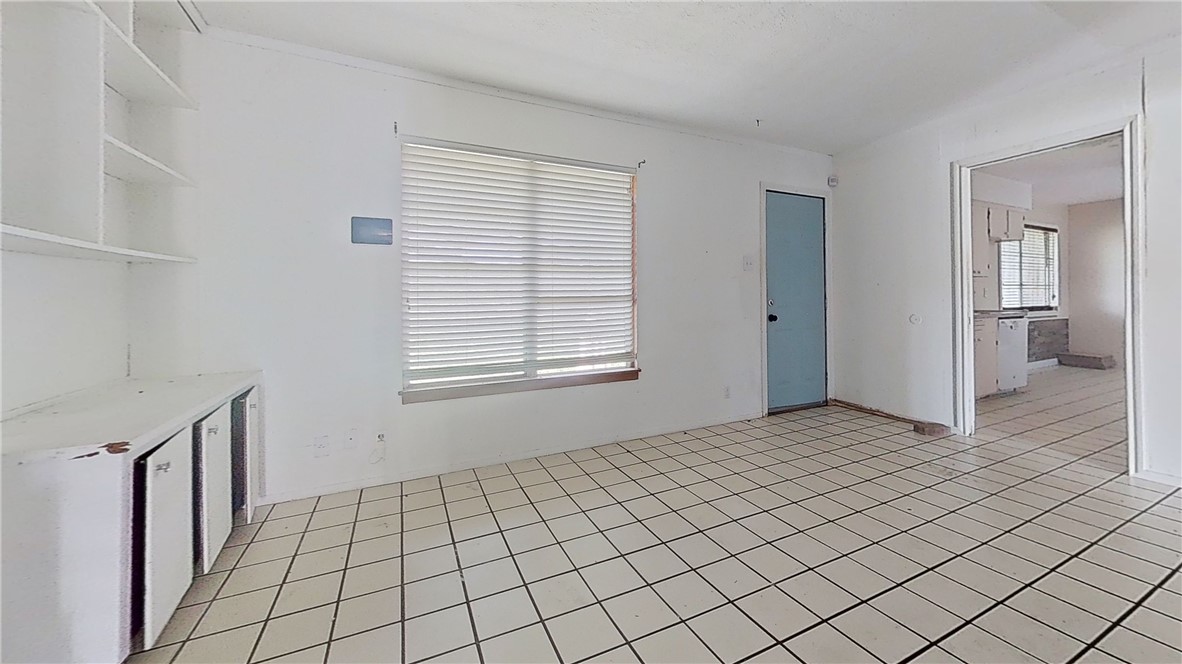 4245 Dody Street Corpus Christi, TX 78411 - Photo 14 of 15 a view of an empty room and window