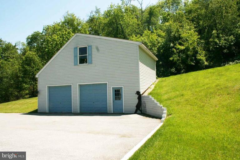 718 Spring Mills Road Westminster, MD 21157 - Photo 5 of 28 Exterior #5