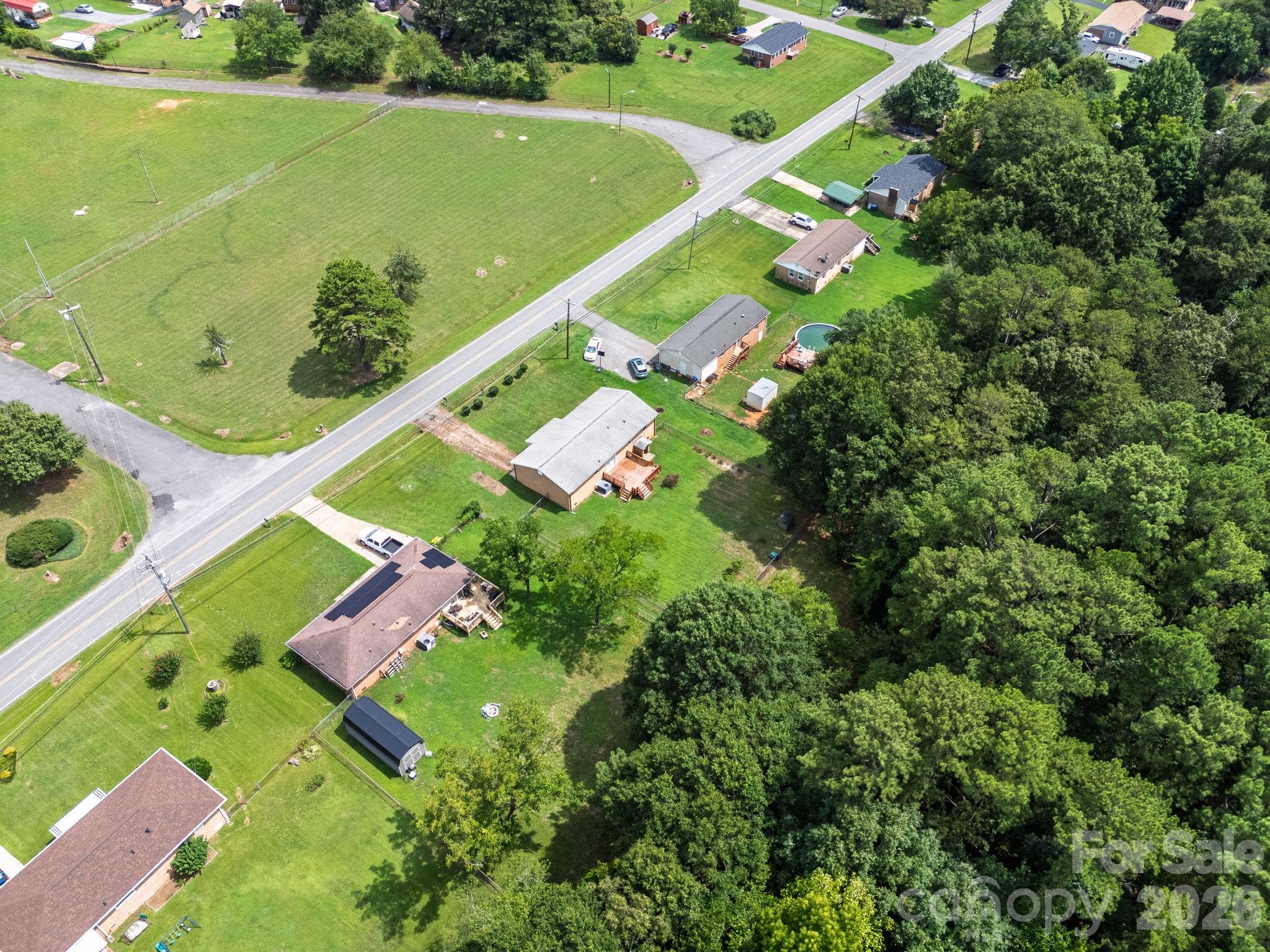 3907 Little Mountain Road Gastonia, NC 28056 - Photo 34 of 40 Gallery Image 34