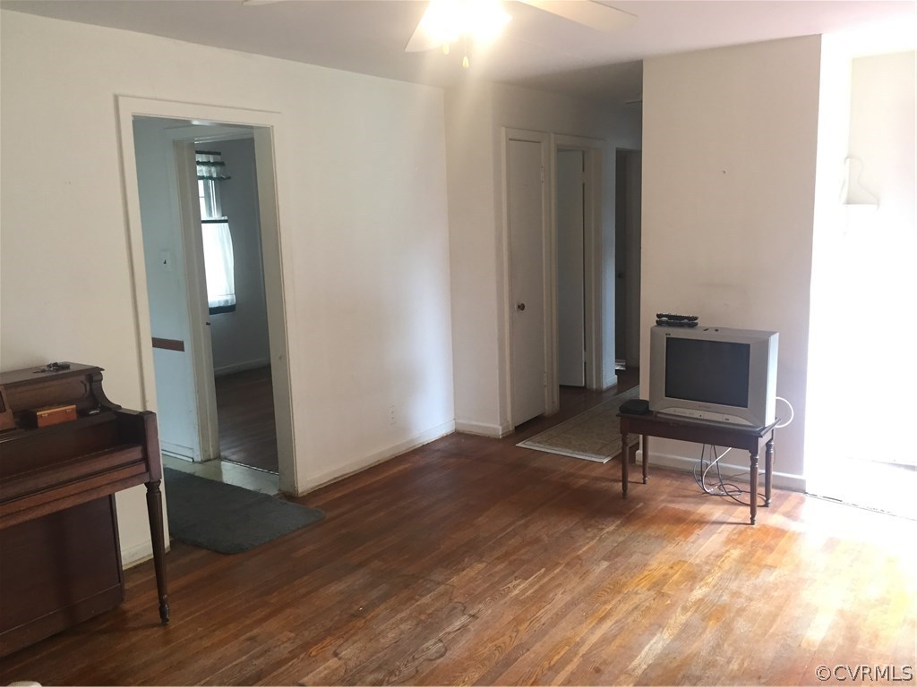 2310 Golden Road Richmond, VA 23230 - Photo 3 of 18 Gallery Image 3