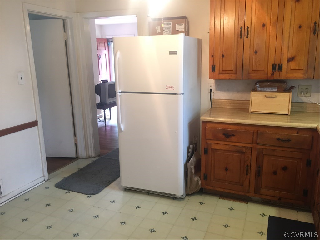 2310 Golden Road Richmond, VA 23230 - Photo 6 of 18 Gallery Image 6