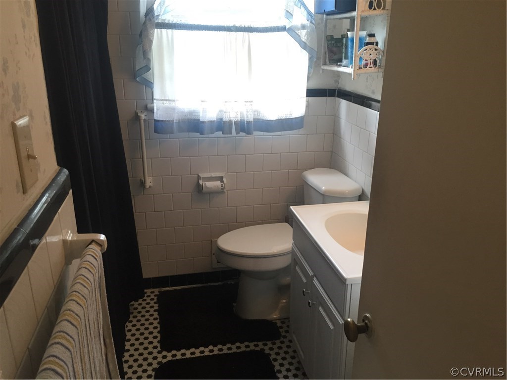 2310 Golden Road Richmond, VA 23230 - Photo 10 of 18 Gallery Image 10