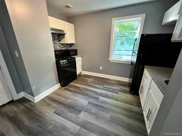 $1,900 | 58 Lincoln Avenue, Unit 2, Poughkeepsie, NY 12601