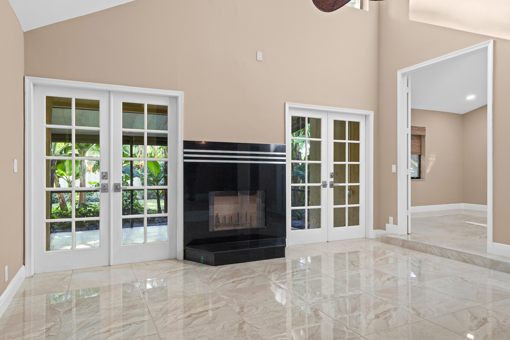 22545 Meridiana Drive Boca Raton, FL 33433 - Photo 17 of 63 DSC09871