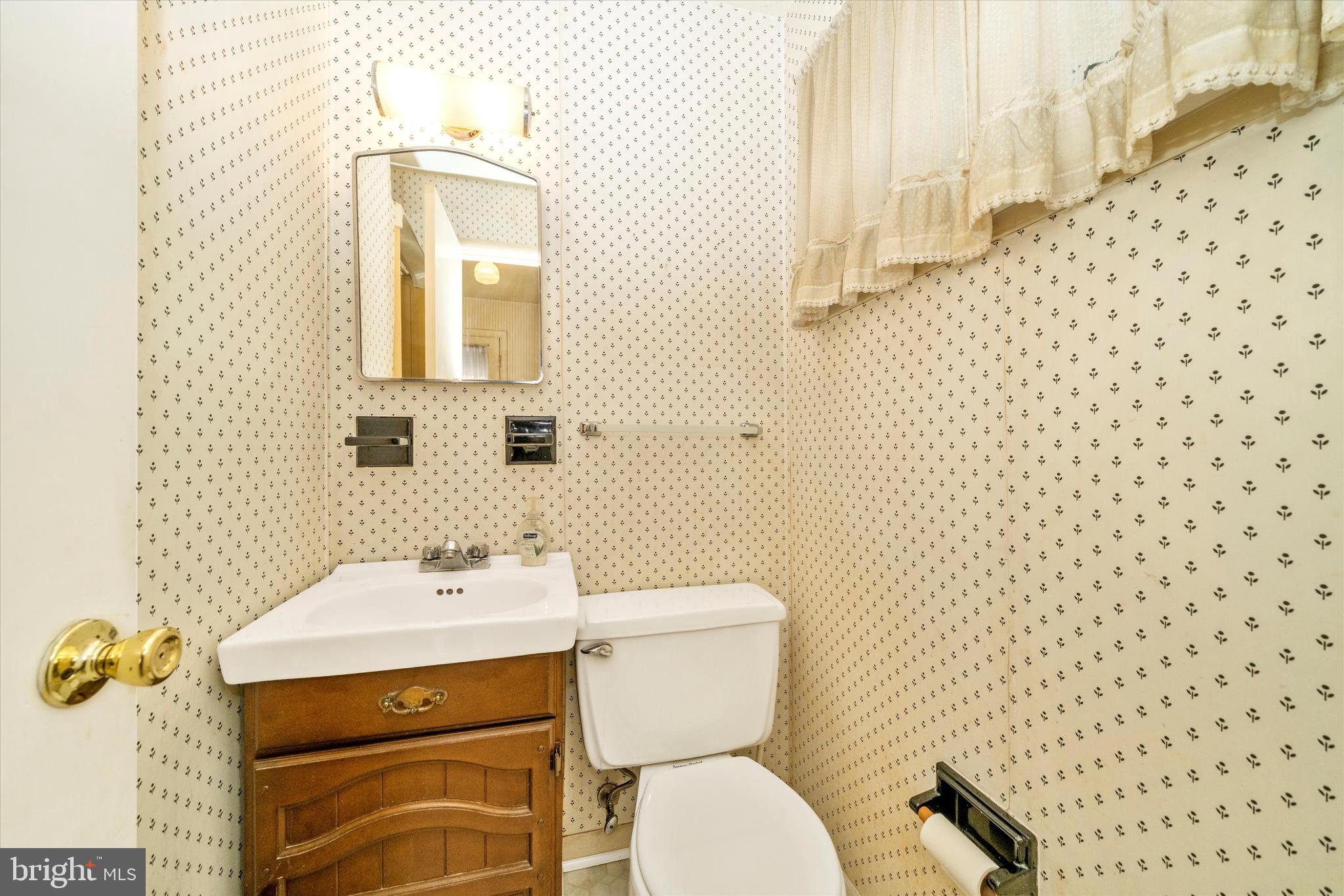 10812 Lombardy Road Silver Spring, MD 20901 - Photo 16 of 33