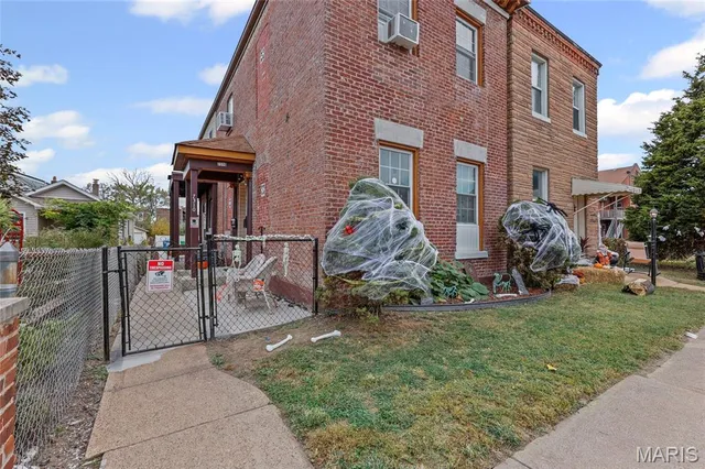 $149,900 | 7310 Minnesota Avenue, St. Louis, MO 63111