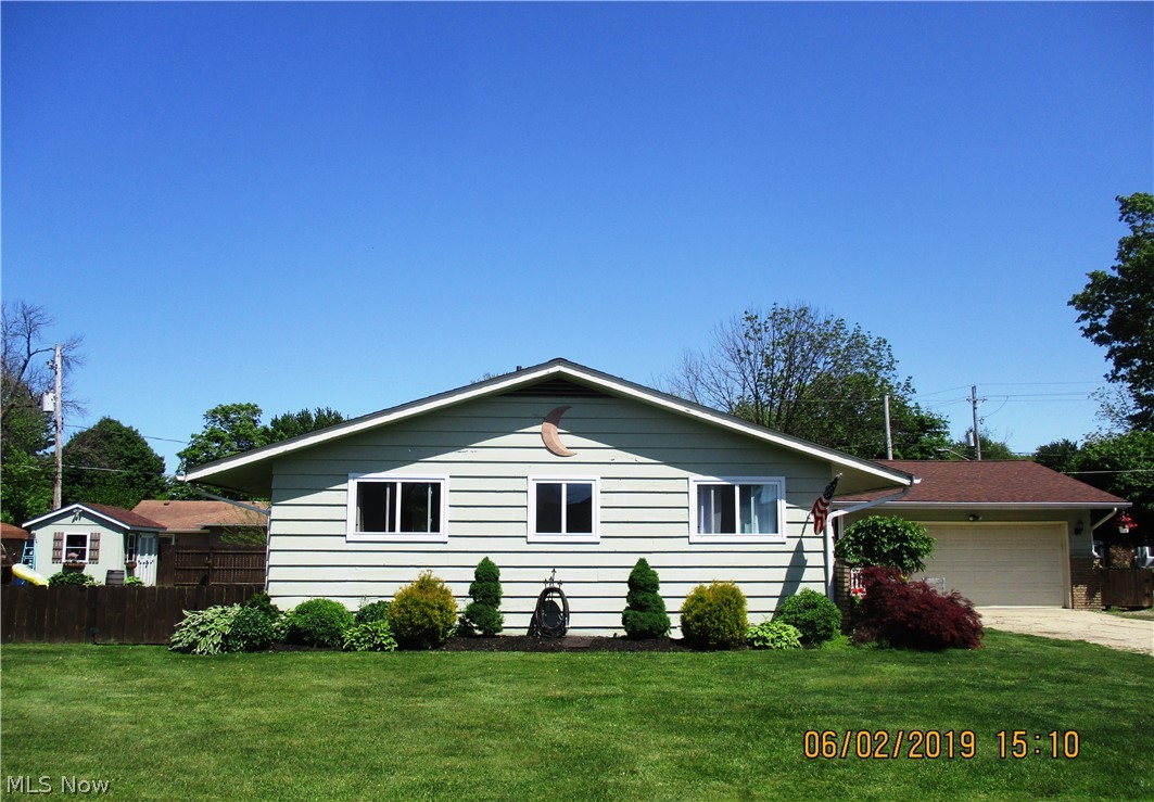 6803 Lake Road Madison, OH 44057 - Photo 2 of 25 Front View 2