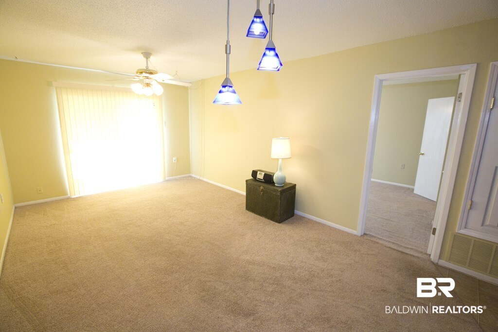 236 Riverbend Drive, Unit 236 Mobile, AL 36605 - Photo 10 of 25
