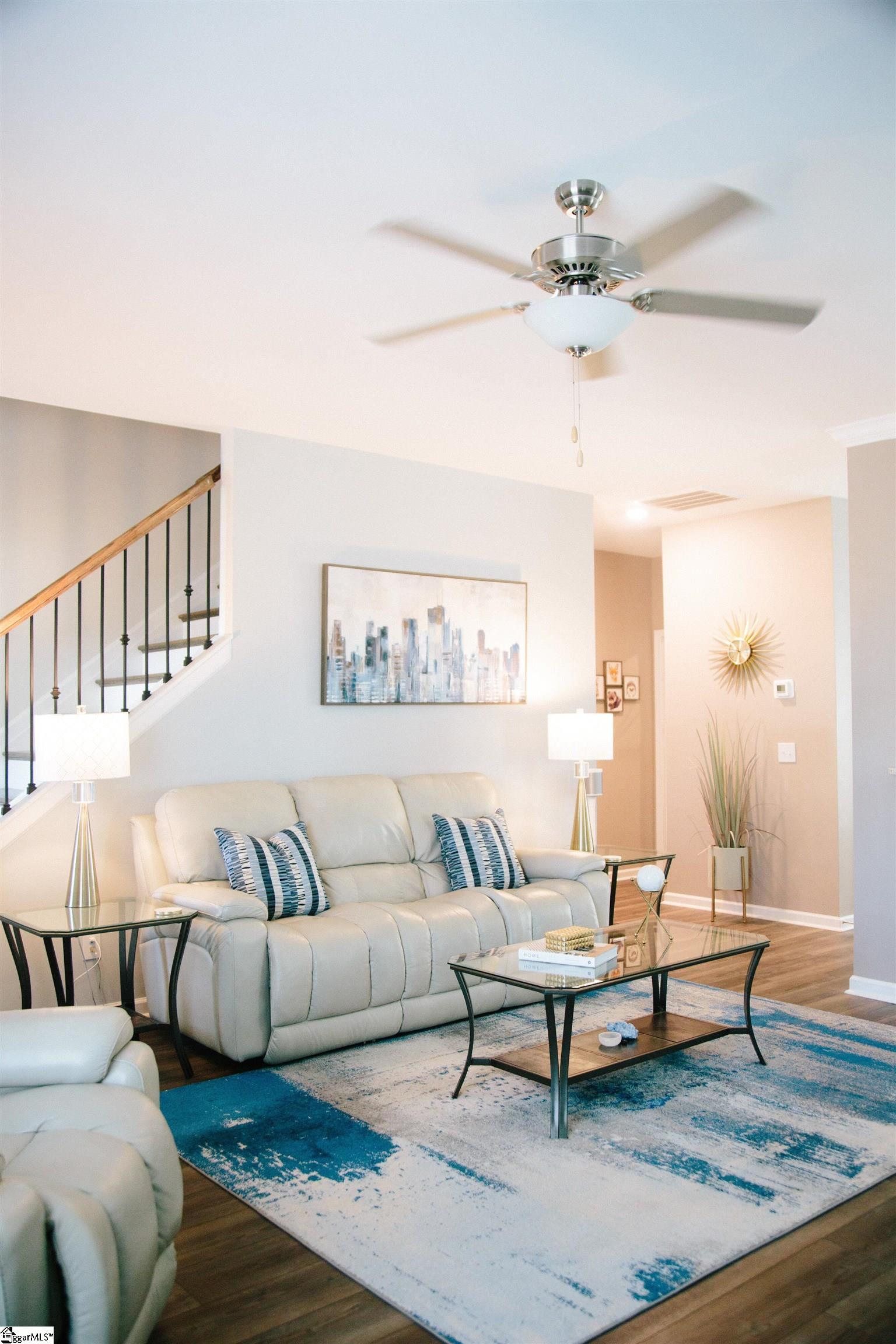 401 Yarrow Way Greenville, SC 29607 - Photo 2 of 33 Gallery Image 2