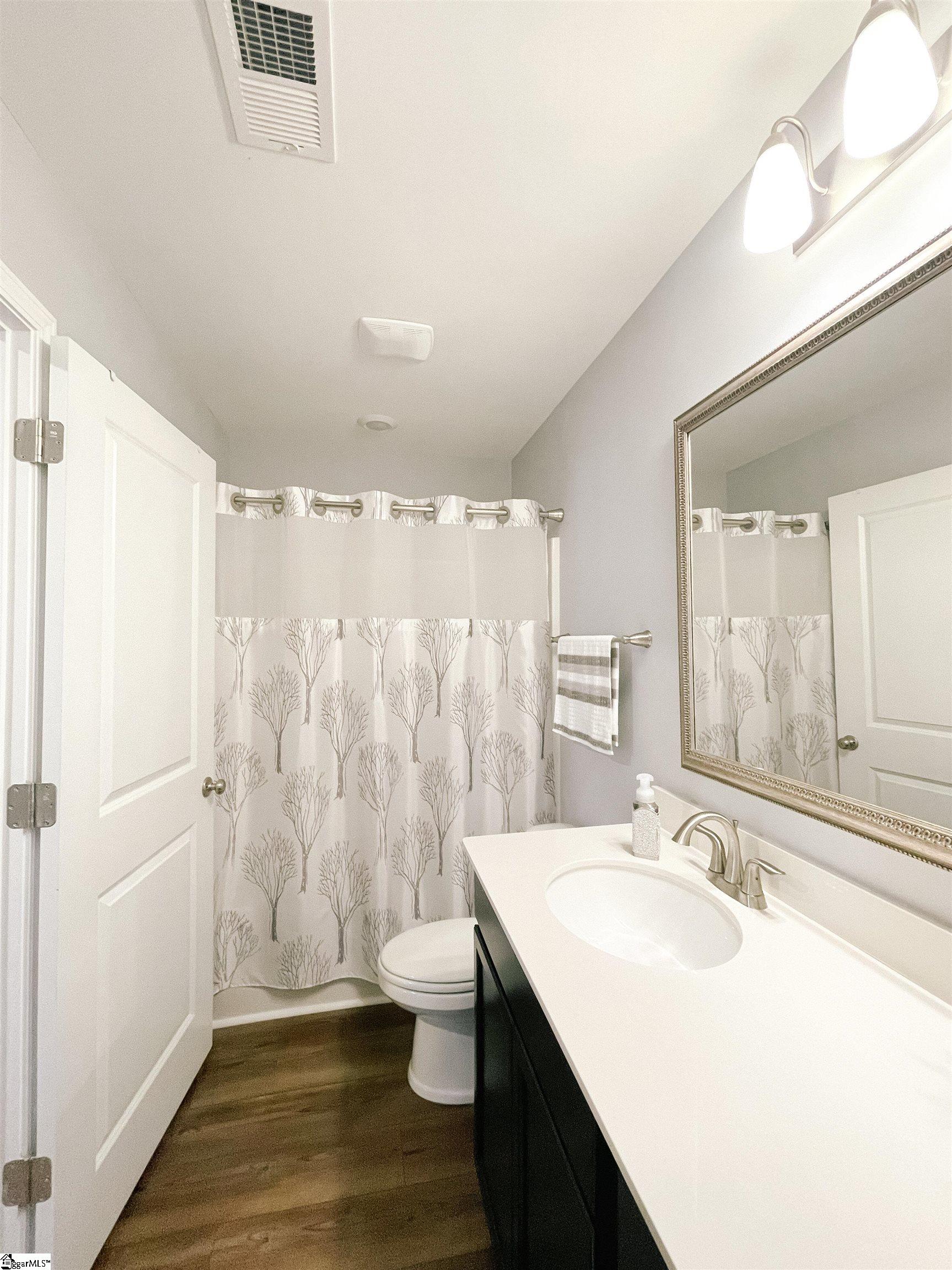 401 Yarrow Way Greenville, SC 29607 - Photo 23 of 33 Gallery Image 23