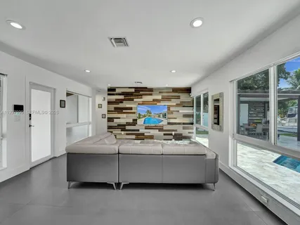 $1,195,000 | 1108 Tangelo Isle, Fort Lauderdale, FL 33315