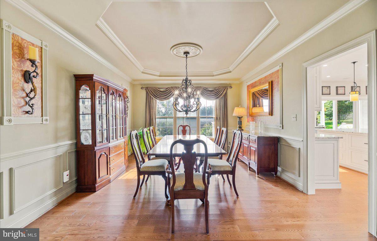 40859 Beechnut Road Leesburg, VA 20175 - Photo 23 of 81 Formal Dining Room