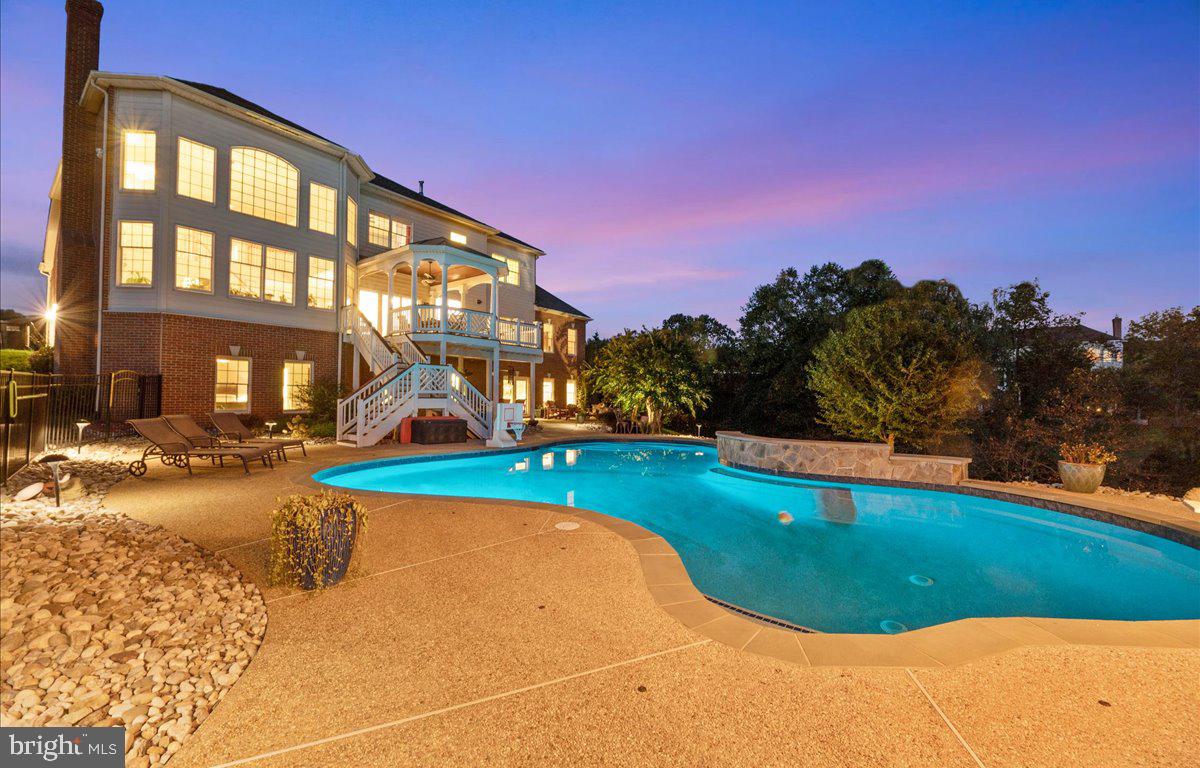 40859 Beechnut Road Leesburg, VA 20175 - Photo 3 of 81 Pool and Back of the home