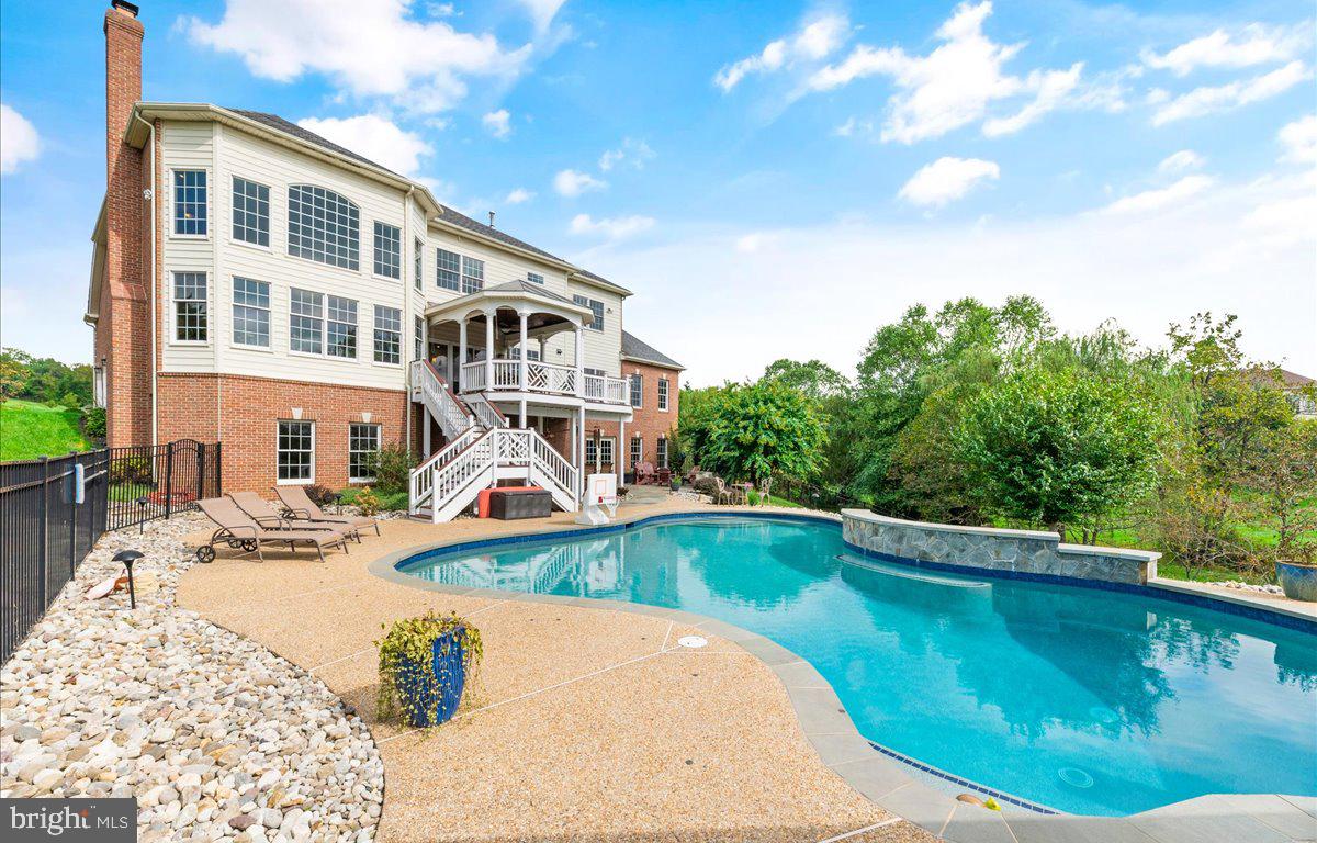 40859 Beechnut Road Leesburg, VA 20175 - Photo 62 of 81 Patio and Pool area - Fully fenced