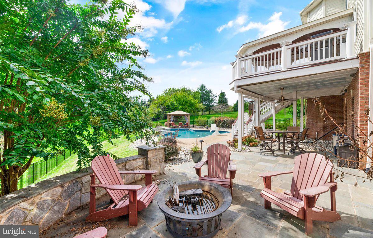 40859 Beechnut Road Leesburg, VA 20175 - Photo 68 of 81 Lower patio area from Basement