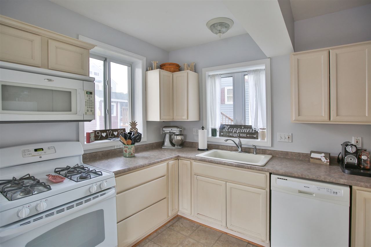 16 Glen Road Hampton, NH 03842 - Photo 7 of 29