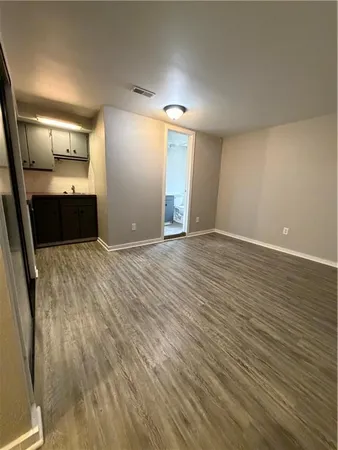 $1,125,000 | 8208 Chas Circle, Pleasant Valley, MO 64068