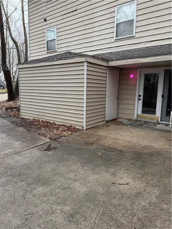 $1,125,000 | 8208 Chas Circle, Pleasant Valley, MO 64068