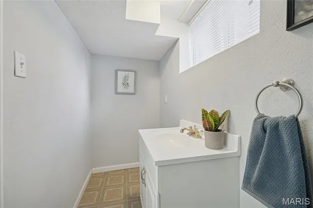 $499,900 | 7712 Stanford Avenue, St. Louis, MO 63130